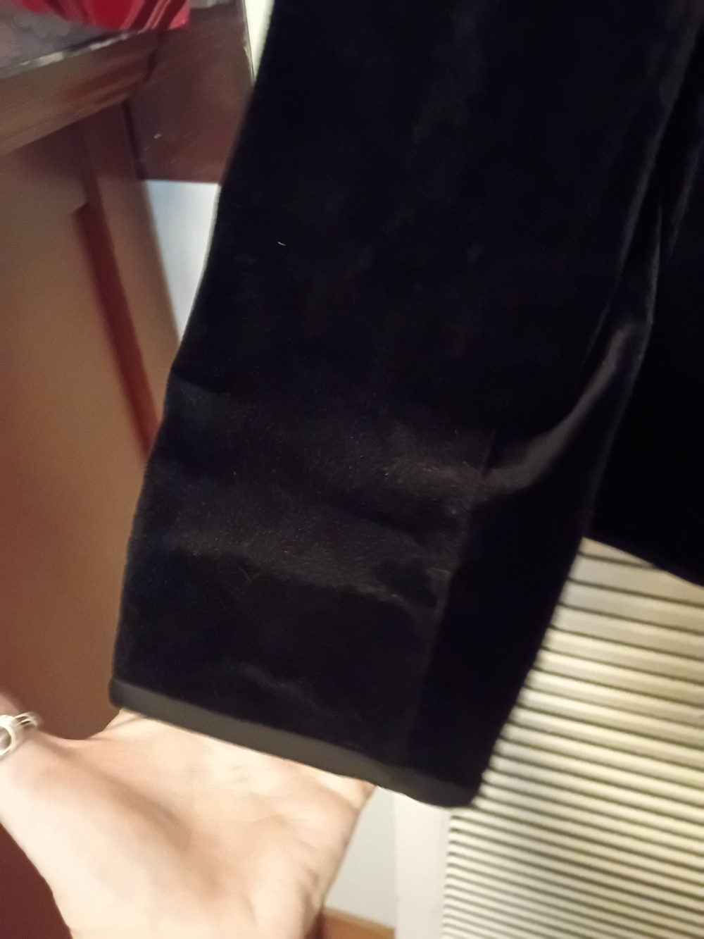 Jones New York Black Velvet Tailored Blazer - Picture 5 of 6